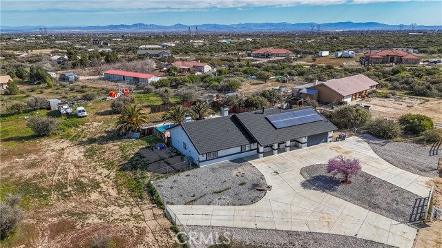 Detail Gallery Image 4 of 27 For 7426 Cedar St, Phelan,  CA 92371 - 4 Beds | 2 Baths