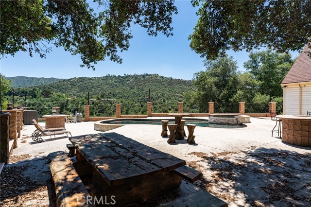 Detail Gallery Image 42 of 46 For 37095 Oak View Rd, Yucaipa,  CA 92399 - 4 Beds | 2/2 Baths