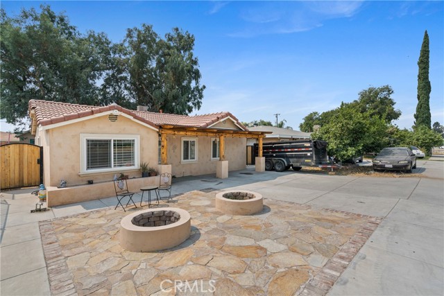 Image 2 for 987 E Lynwood Dr, San Bernardino, CA 92404