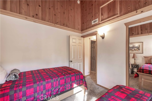 Detail Gallery Image 18 of 28 For 41063 Pennsylvania, Big Bear Lake,  CA 92315 - 2 Beds | 1 Baths