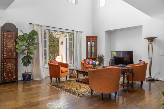 1960 Estrella Court, San Luis Obispo CA: https://media.crmls.org/medias/30dcc375-fb8d-4f7d-899b-f4babd22f270.jpg