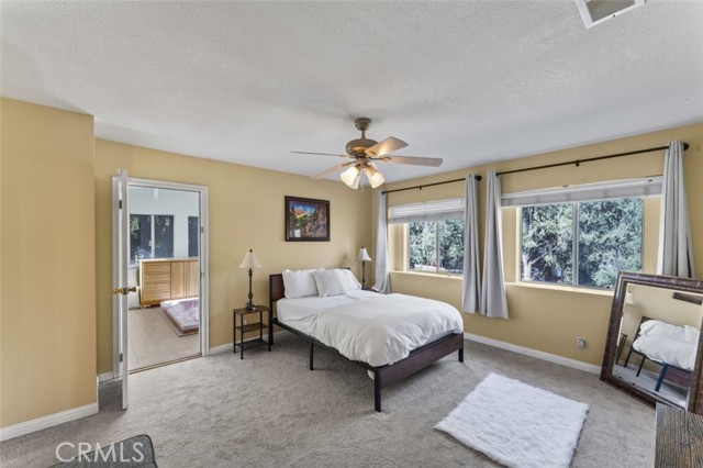 Detail Gallery Image 11 of 37 For 2411 Glacier Dr, –,  CA 93225 - 4 Beds | 3 Baths