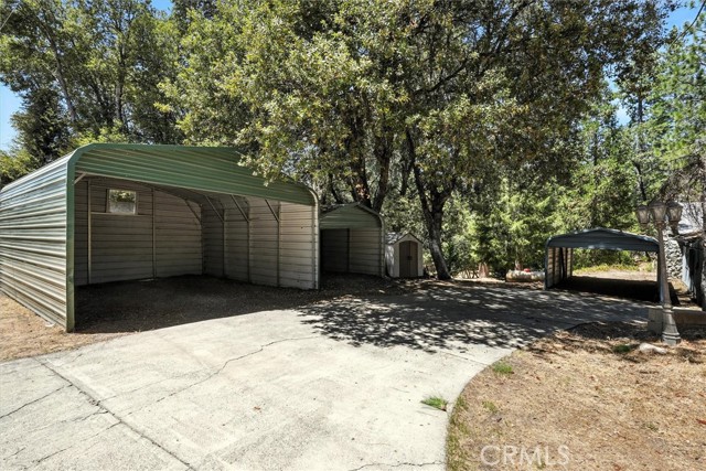 5783 Chowchilla Mountain Road, Mariposa CA: https://media.crmls.org/medias/30de892e-8f62-4b7c-88a9-5594abf280c9.jpg