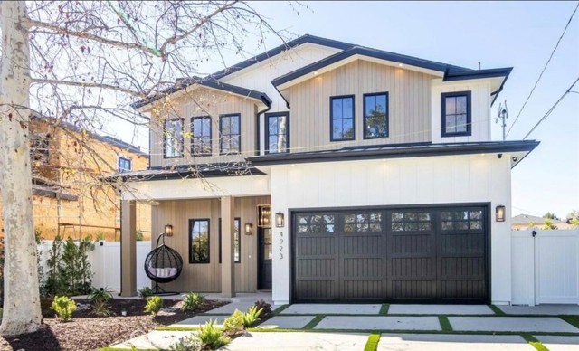 4923 Rhodes Avenue, Valley Village CA: https://media.crmls.org/medias/30de8aec-a66e-4ad7-b122-5f1a31f7c51c.jpg
