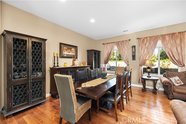 Detail Gallery Image 14 of 55 For 43856 Carentan, Temecula,  CA 92592 - 4 Beds | 2/1 Baths