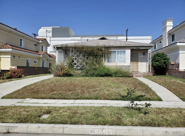 MLS# OC23108472