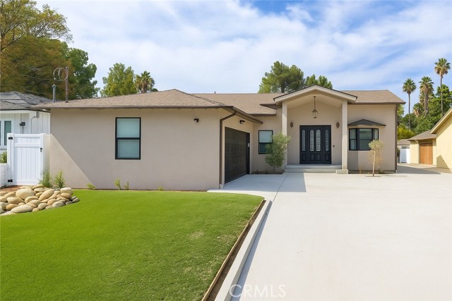 22845 Dolorosa Street, Woodland Hills CA: https://media.crmls.org/medias/30df6fcb-530b-4c52-872e-b08249dfd9e1.jpg