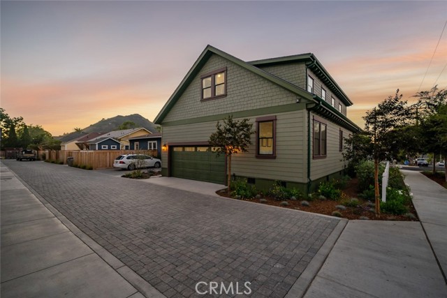 1171 Peach Street, San Luis Obispo CA: https://media.crmls.org/medias/30dfcdec-dff8-4f49-adb6-5c2067e41a8b.jpg