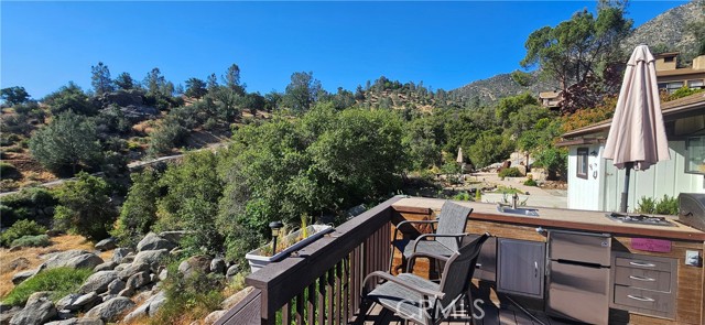 Detail Gallery Image 11 of 58 For 37 Oak, Kernville,  CA 93238 - 2 Beds | 1 Baths
