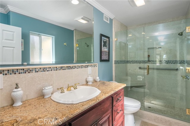 Detail Gallery Image 17 of 29 For 13542 Ashbrook Ln, Moorpark,  CA 93021 - 4 Beds | 3/1 Baths