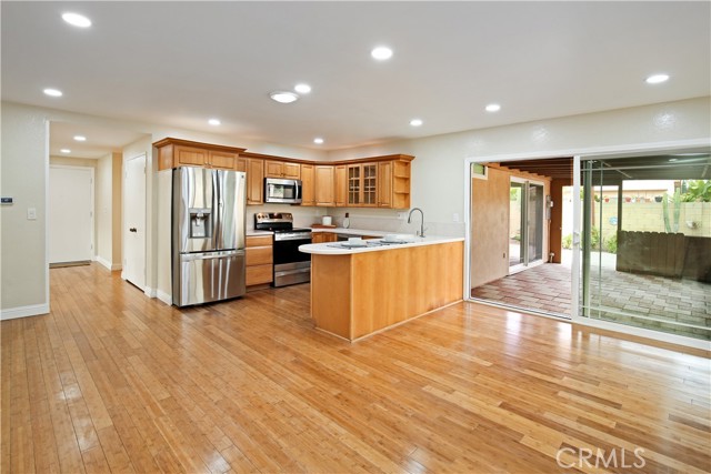 Detail Gallery Image 16 of 34 For 13003 Brazil St, Cerritos,  CA 90703 - 3 Beds | 2 Baths