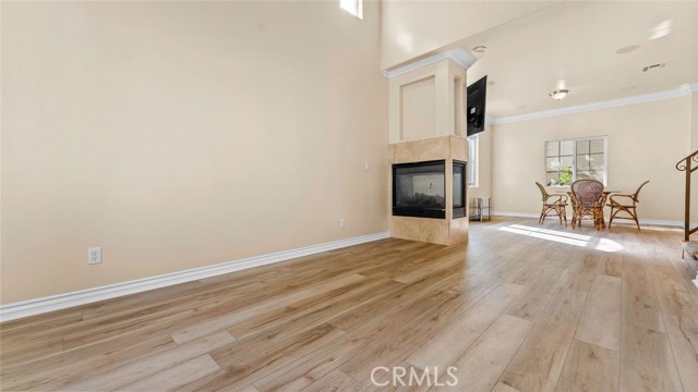 Detail Gallery Image 7 of 41 For 13769 13969 Cordary Ave, Hawthorne,  CA 90250 - 4 Beds | 2/1 Baths