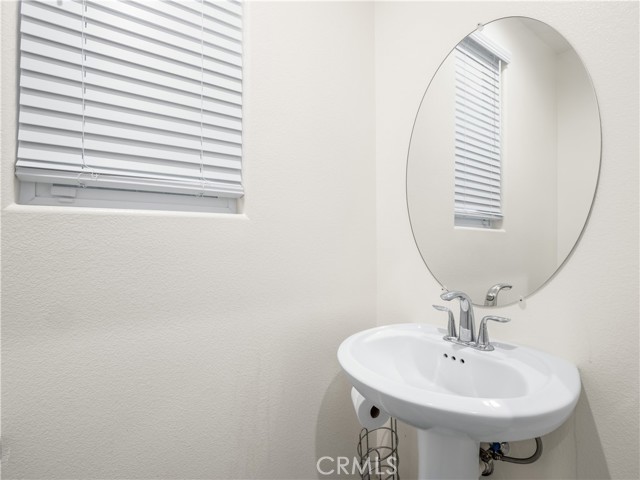 Detail Gallery Image 11 of 25 For 193 Aria Ave, Madera,  CA 93636 - 3 Beds | 2/1 Baths