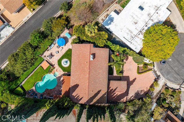 5005 Delita Place, Woodland Hills CA: https://media.crmls.org/medias/30e43de5-3646-4c6b-bb10-2b811c73a7e5.jpg
