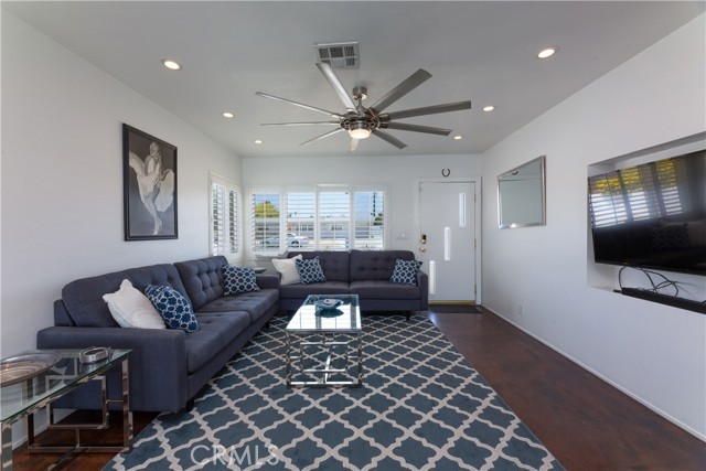 Detail Gallery Image 14 of 59 For 957 S Paseo Dorotea, Palm Springs,  CA 92264 - 3 Beds | 3 Baths