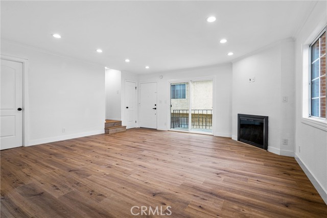 7115 Etiwanda Avenue, 1 photo 7