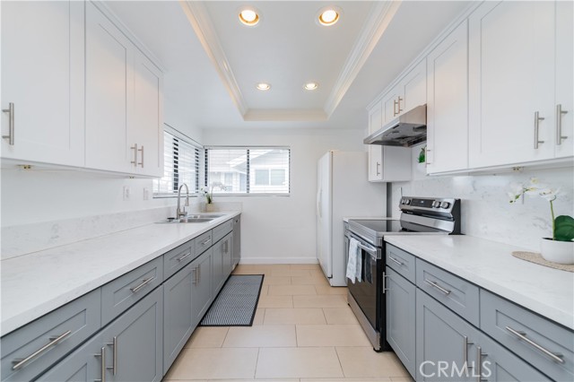 Detail Gallery Image 5 of 13 For 37 Tarocco, Irvine,  CA 92618 - 2 Beds | 2 Baths