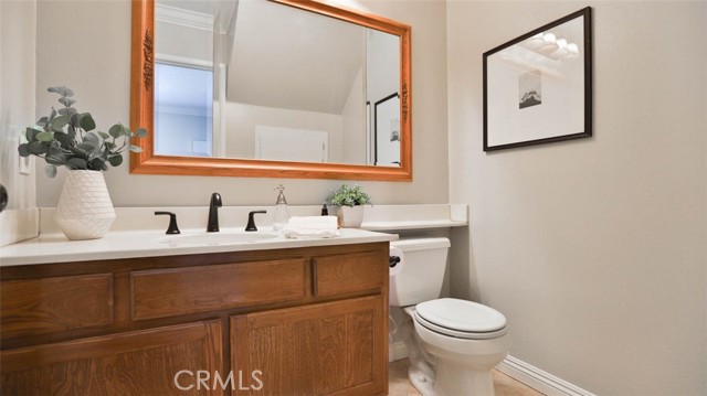 Detail Gallery Image 14 of 26 For 1121 Strawberry Ln, Glendora,  CA 91740 - 2 Beds | 2/1 Baths