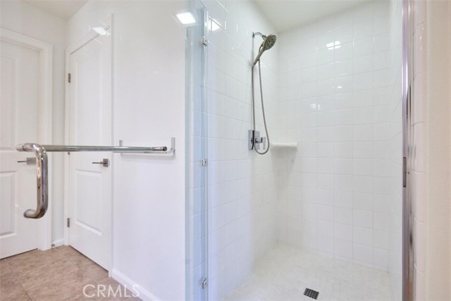 Detail Gallery Image 9 of 19 For 186 Bishop Lndg, Irvine,  CA 92620 - 2 Beds | 2 Baths