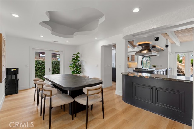22224 Reynolds Drive, Torrance CA: https://media.crmls.org/medias/30e7ccbc-8dc5-471c-9a43-cff6a7dec008.jpg