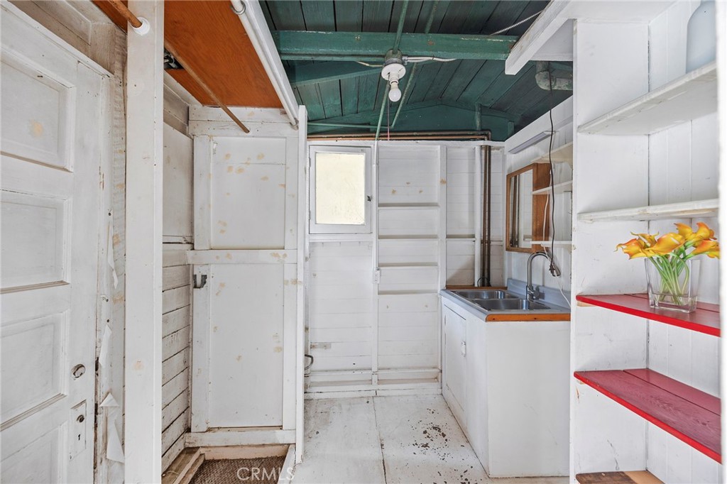 MLS #OC25144639 img 34