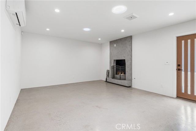 Detail Gallery Image 33 of 33 For 18848 Collins, Tarzana,  CA 91356 - 2 Beds | 2 Baths