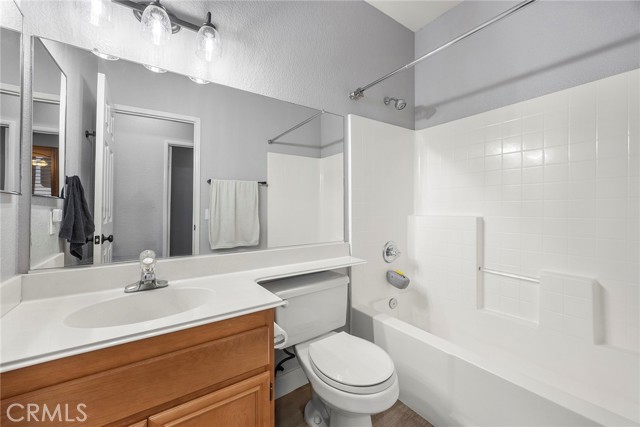35511 Crest Meadow Drive, Wildomar CA: https://media.crmls.org/medias/30ea47e2-8733-4336-a8a6-4ad3863b6137.jpg