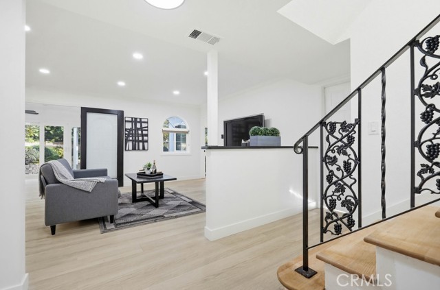 Detail Gallery Image 32 of 66 For 10232 Hialeah, Cypress,  CA 90630 - 5 Beds | 2/1 Baths