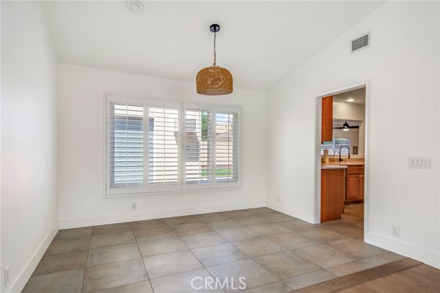 Detail Gallery Image 17 of 28 For 2718 S Griset Pl, Santa Ana,  CA 92704 - 4 Beds | 2/1 Baths