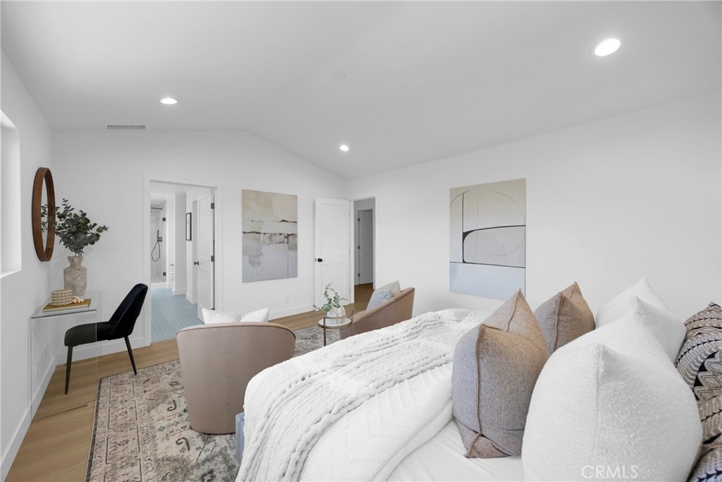 MLS #OC26167228 image #32