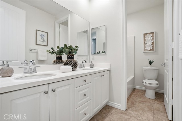 Detail Gallery Image 24 of 30 For 14799 Apricot, Westminster,  CA 92683 - 5 Beds | 3/1 Baths