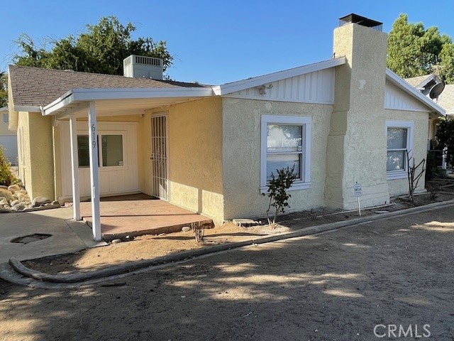 Detail Gallery Image 2 of 11 For 619 El Tejon Ave, Bakersfield,  CA 93308 - 2 Beds | 1 Baths