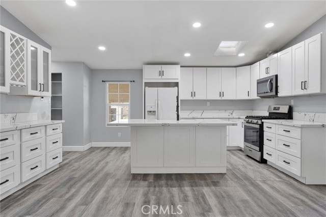 11924 Mountain Road, Pinon Hills CA: https://media.crmls.org/medias/30ef1114-69c8-4f59-ab02-786381c114d9.jpg