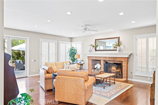 22432 Rosebriar, Mission Viejo CA: https://media.crmls.org/medias/30ef6b74-c4fe-4e63-a3d8-a4560a2f5203.jpg