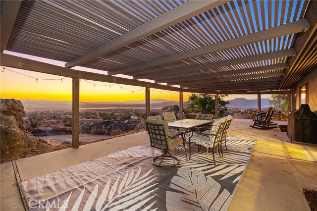 29740 Nogues Road, Nuevo CA: https://media.crmls.org/medias/30effe6e-5e86-4061-a8f7-3994bc581262.jpg