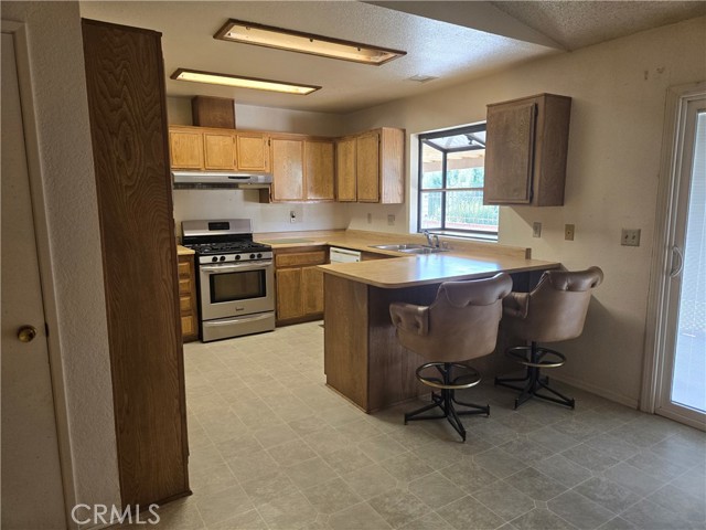 Detail Gallery Image 8 of 23 For 14323 Winchester, Mojave,  CA 93501 - 3 Beds | 2 Baths