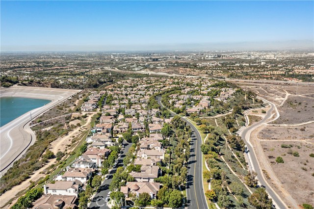 Image 72 of 74 For 15 Vernon  