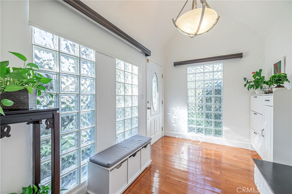 30F3D1Fd F243 4C4D 8F0C 946A48C412F4 14156 Califa, Sherman Oaks, Ca 91401 &Lt;Span Style='BackgroundColor:transparent;Padding:0Px;'&Gt; &Lt;Small&Gt; &Lt;I&Gt; &Lt;/I&Gt; &Lt;/Small&Gt;&Lt;/Span&Gt;