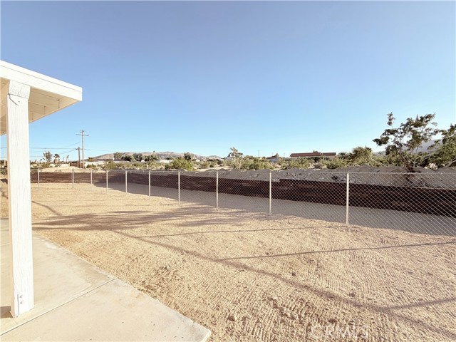 Detail Gallery Image 27 of 28 For 74541 Sunrise Dr, Twentynine Palms,  CA 92277 - 3 Beds | 2 Baths