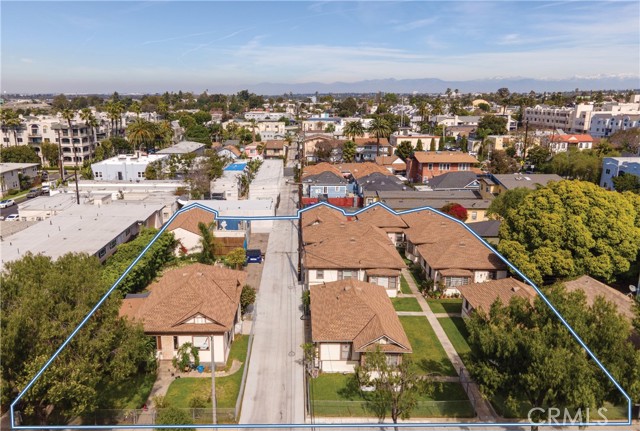 Front Image Thumbnail for CROC26064399