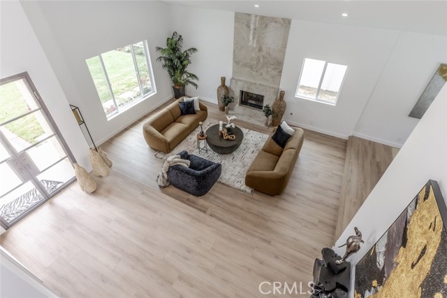 17101 Dearborn Street, Northridge CA: https://media.crmls.org/medias/30f67aa9-2fae-42ff-ba3a-767cd1ccaa52.jpg