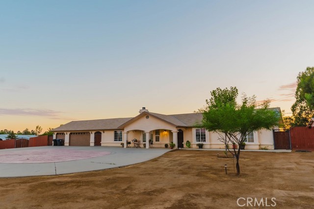 Detail Gallery Image 1 of 1 For 20434 Road 31, Madera,  CA 93638 - 4 Beds | 2 Baths