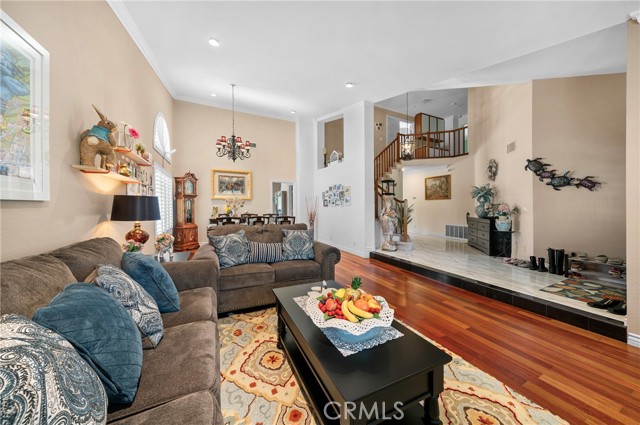 Detail Gallery Image 7 of 60 For 24300 Knoll Ct, Diamond Bar,  CA 91765 - 5 Beds | 3 Baths