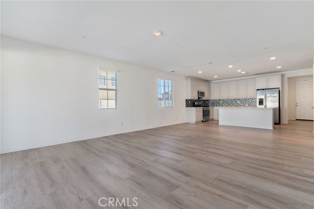 Detail Gallery Image 19 of 31 For 6135 W Avenue J9, Lancaster,  CA 93536 - 4 Beds | 2 Baths