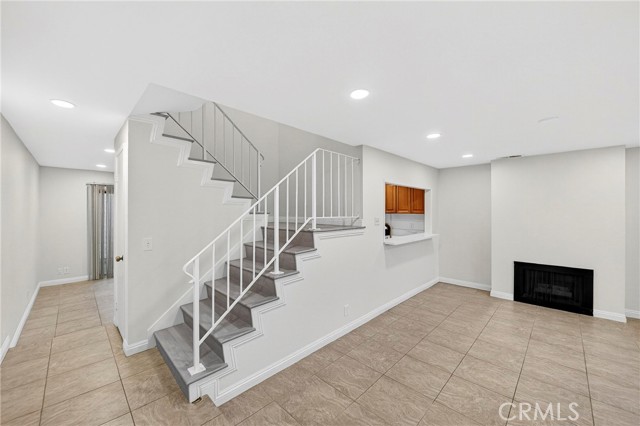 Detail Gallery Image 14 of 34 For 11360 166th #10,  Cerritos,  CA 90703 - 2 Beds | 1/1 Baths
