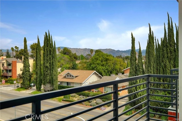 Detail Gallery Image 39 of 49 For 4461 Tujunga Ave #110,  Studio City,  CA 91602 - 3 Beds | 2/1 Baths