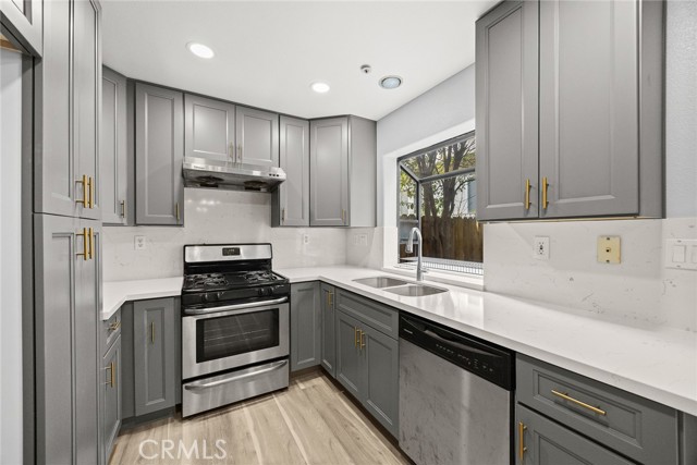 Detail Gallery Image 10 of 30 For 319 California St #F,  Arcadia,  CA 91006 - 3 Beds | 2/1 Baths