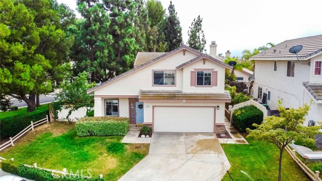 Detail Gallery Image 1 of 36 For 613 Towergrove Dr, Corona,  CA 92879 - 4 Beds | 2/1 Baths