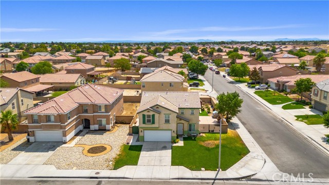 Detail Gallery Image 2 of 35 For 45064 18th St E St, Lancaster,  CA 93535 - 4 Beds | 3 Baths