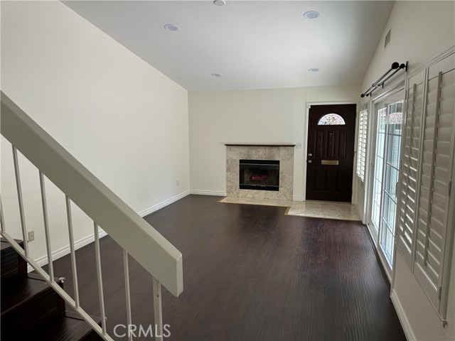 22309 James Alan Circle, Chatsworth CA: https://media.crmls.org/medias/30fa2a4b-1307-4ec0-8cfb-f097d14fbd38.jpg